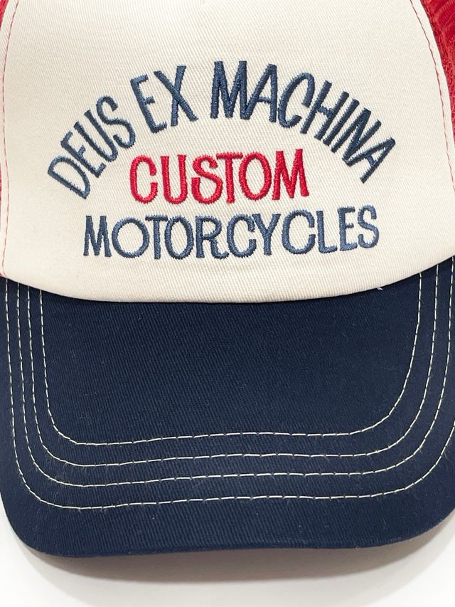 Gorra Deus Ex Machina Trucker