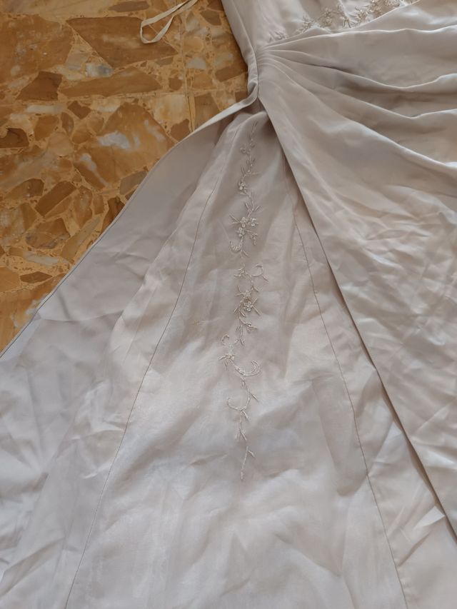 Abito raso beige cerimonia