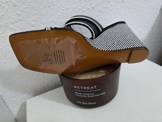 Sandalias negras Mango tacón bajo brillantes