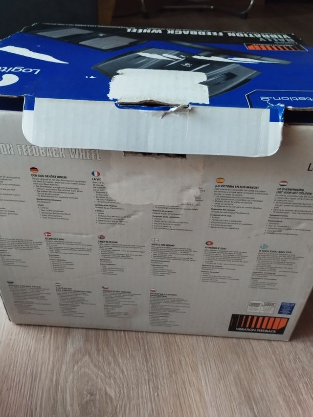 Volante Logitech Rally PS2