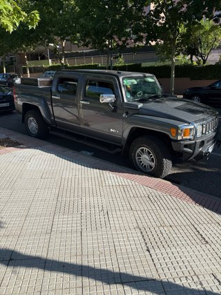 Hummer H3T ALPHA V8