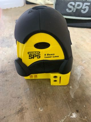 Nivel láser Stanley SP5 - 5 rayos