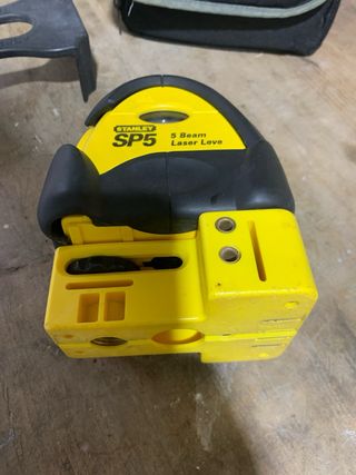 Nivel láser Stanley SP5 - 5 rayos