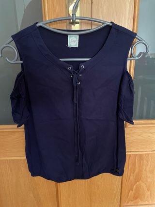 Blusa Savage azul marino - hombros descubiertos