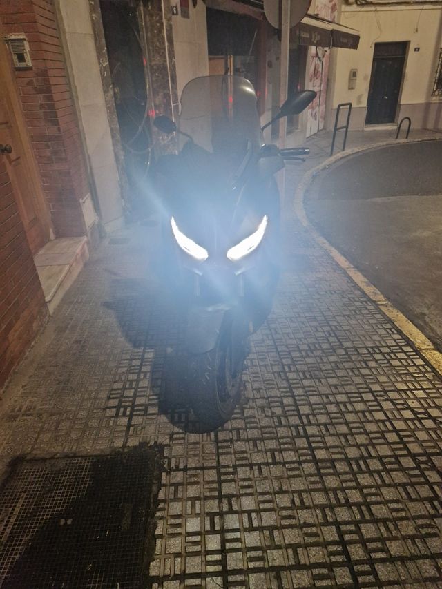 Yamaha XMax 400 Iron Max 2019