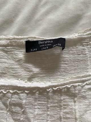 Blusa Bershka blanca - Talla S
