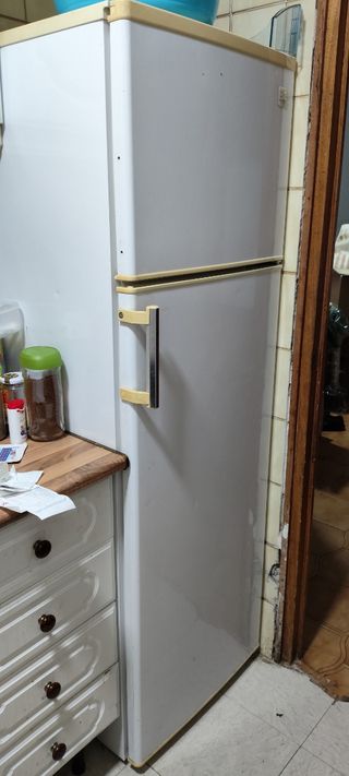 Nevera Daewoo usada