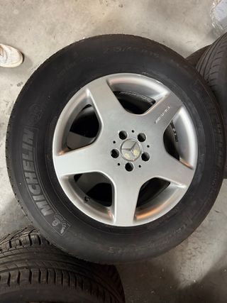 Llantas Mercedes AMG 18" - 80% Neumáticos