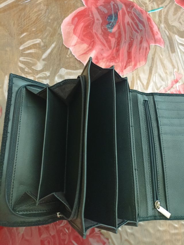 Portafoglio On Earth nero