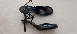 Tacones Zara negros