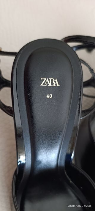 Tacones Zara negros