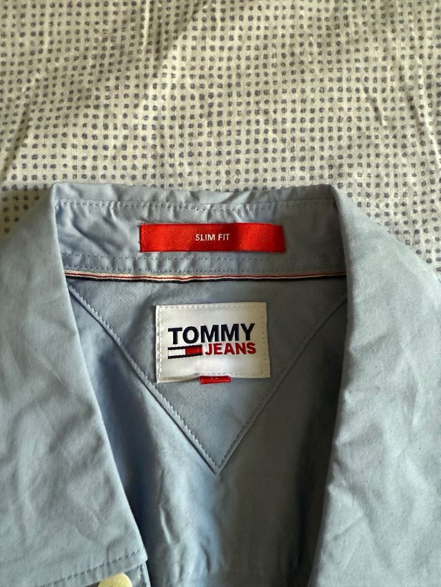 Camisa Tommy Jeans Slim Fit - Talla S