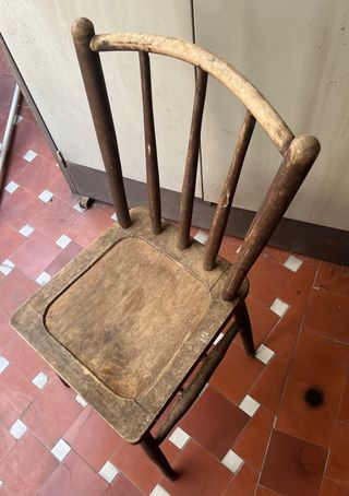 Silla madera antigua