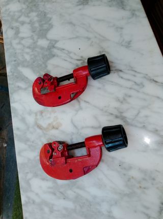 2 Cortatubos Ajustables para cobre
