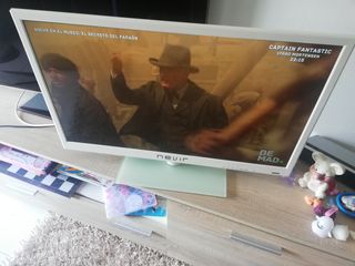 TV Nevir 32" Blanca Full HD