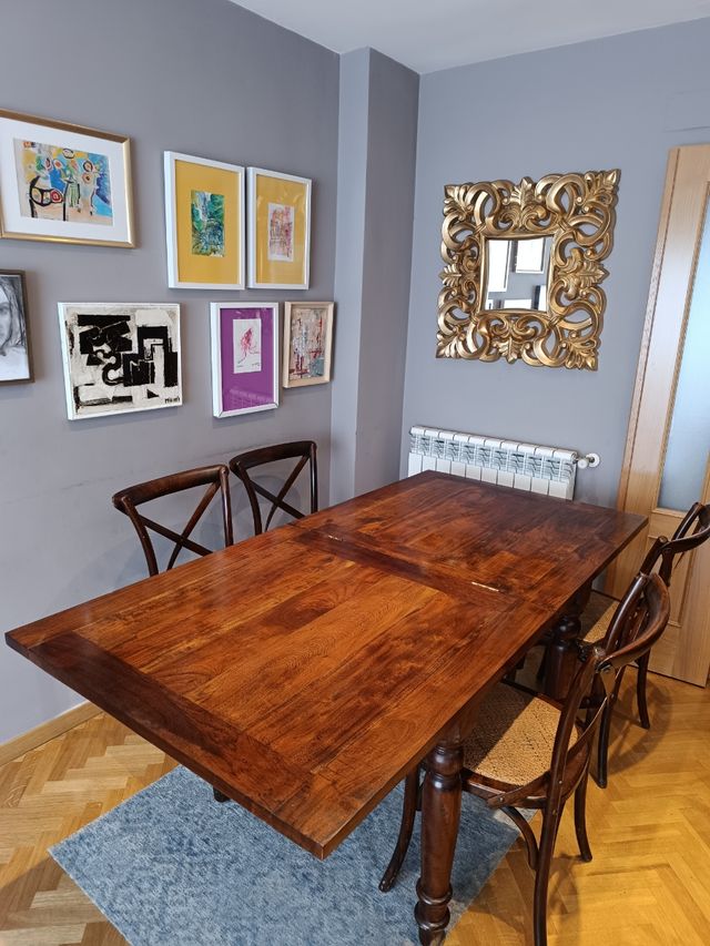 Borgia Conti Mesa comedor y cuatro 4 sillas