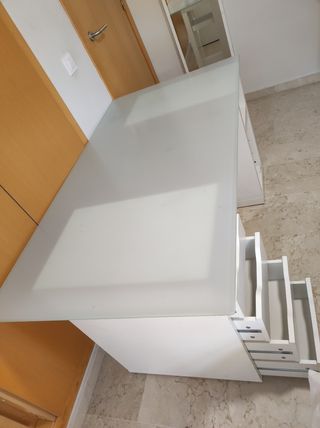 CRISTAL DE MESA escritorio despacho Ikea descatalo