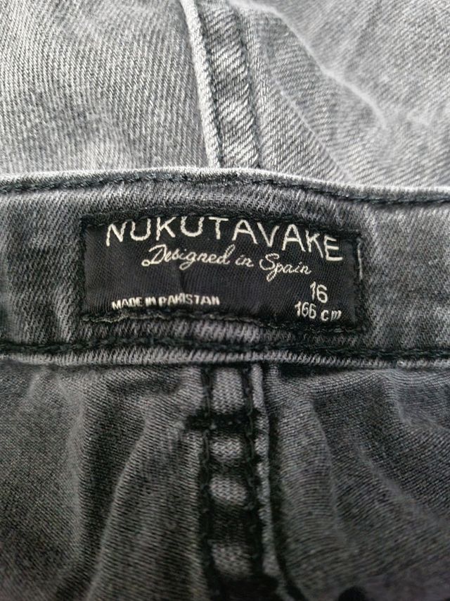 Jeans nero (Nukutavake)