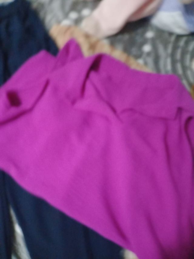 Pantalón azul & blusa fucsia