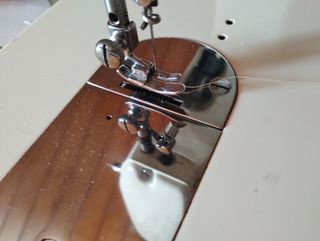 Máquina de coser Singer Antigua