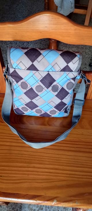 Mochila Reebok azul y gris