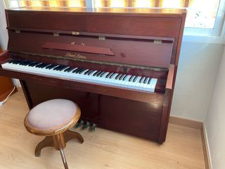 Piano Pearl River