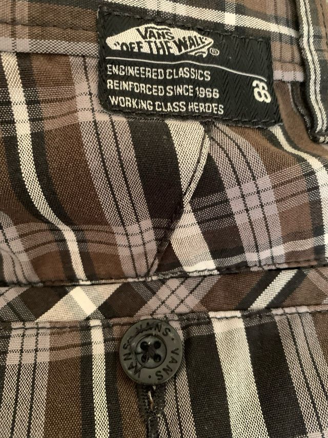 Shorts, pantalon VANS cuadros marrón blanco T-36