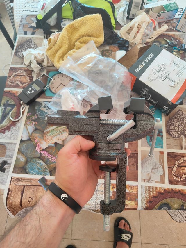 Mini tornillo de banco de mesa