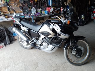 Honda Africa Twin 750cc Con tAn solo 36000klm