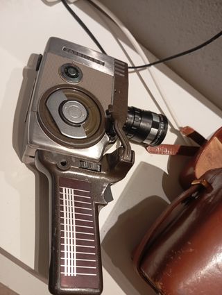 Cámara YASHICA Super 8: Cámara réflex antigua