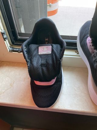 Scarpe Champion nere e rosa