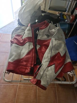 Cazadora cuero racing roja-blanca