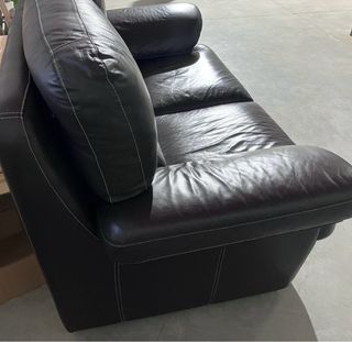 Sofá piel marrón italiano, Novatel.