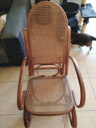 Mecedora adulto mimbre antigua restaurada