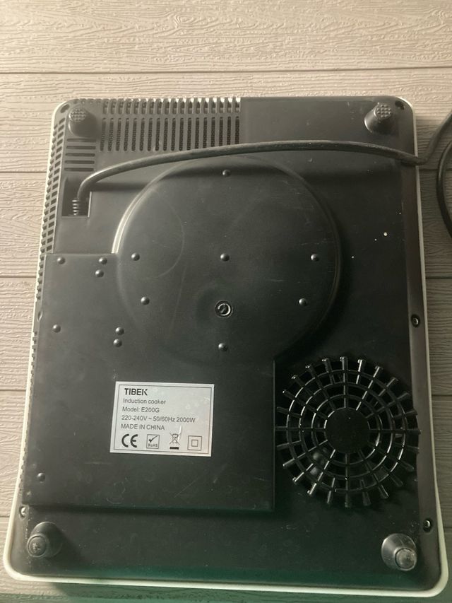 Piastra Induzione Tibek E200G