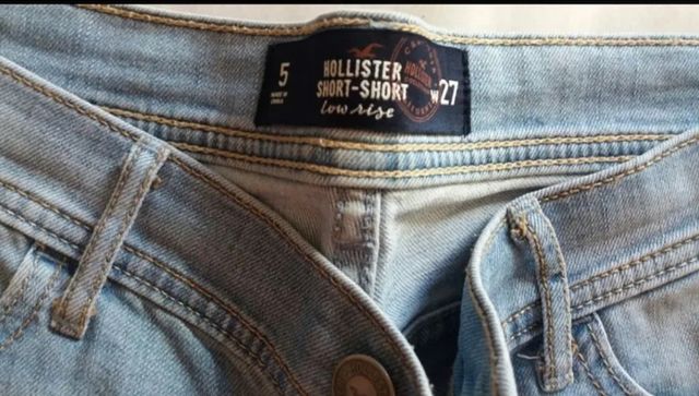 Short Hollister M (Mediana)