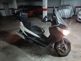 Suzuki Burgman 125