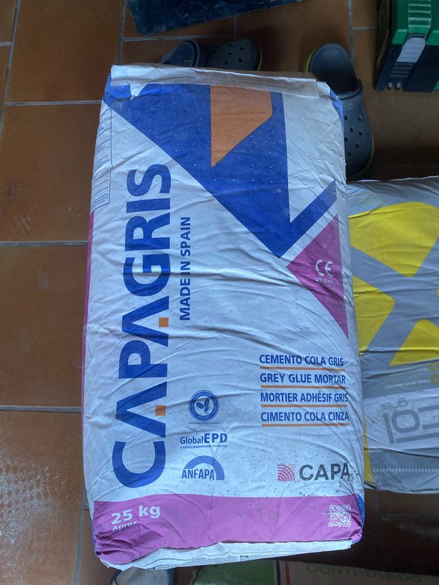 vendo sacos sobrantes de obra