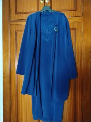 Vestido ceremonia señora azul marino