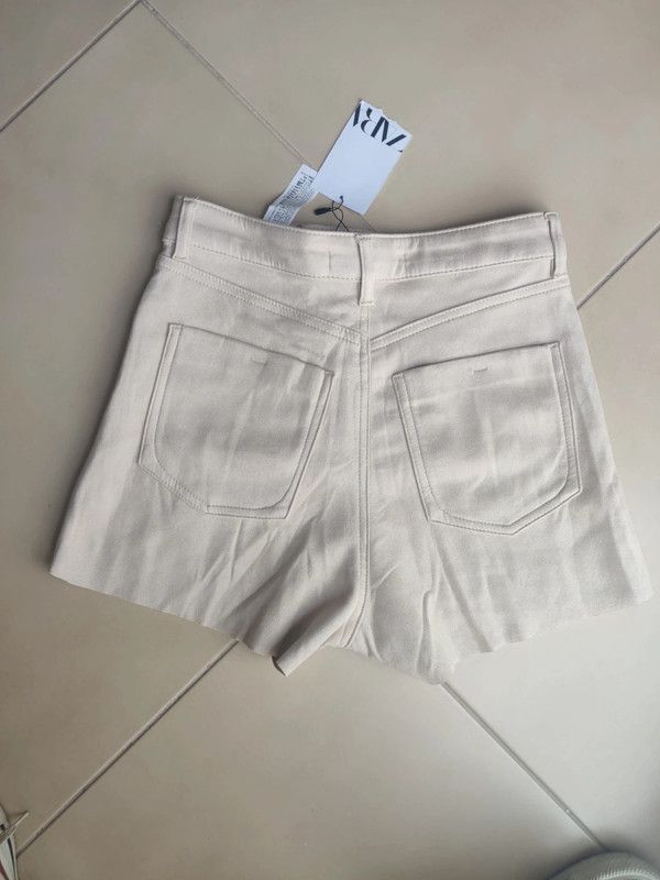 Shorts pantalón corto Zara beige verano tiro alto