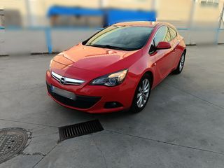 Opel Astra 2012