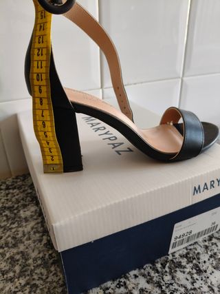 Sandalias MARYPAZ tacón negro 36