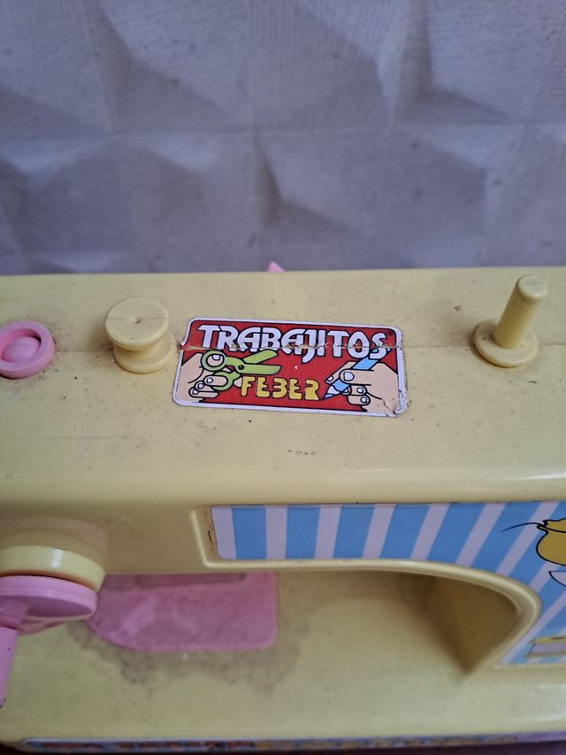 Máquina coser juguete Feber