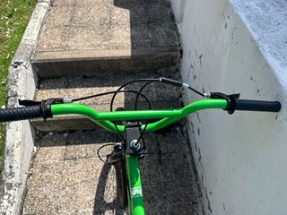 BMX verde - Bicicleta Infantil