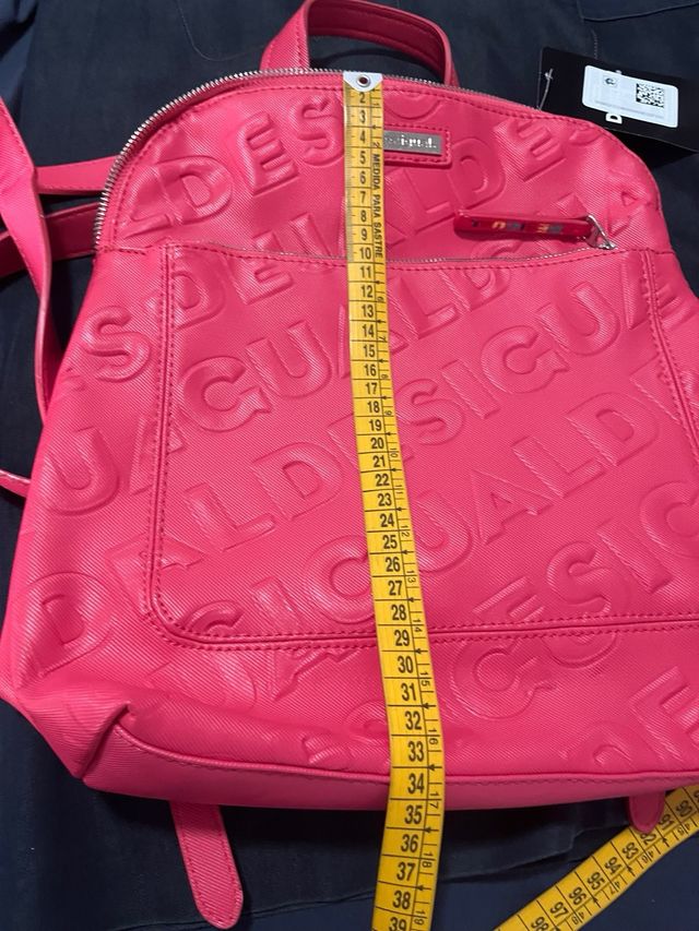 Mochila Desigual fucsia