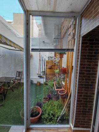 Puerta exterior PVC blanca