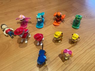 Torre Patrulla Canina y muñecos