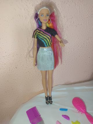 Barbie Rainbows Sparkle Peinados