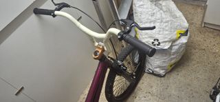 BMX Monty morada - Cambio posible