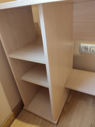 Escritorio madera color beige